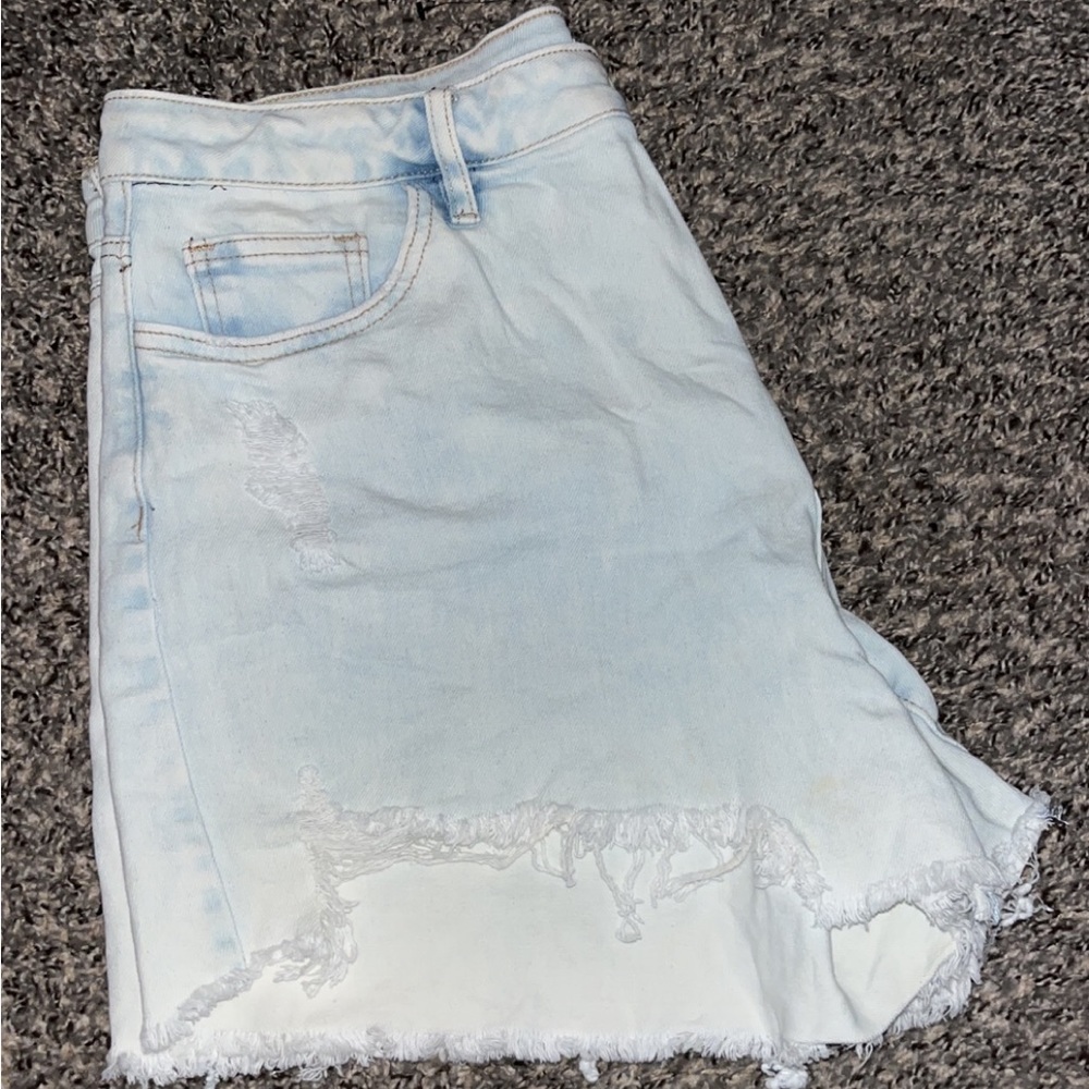 Light wash jean shorts size 16